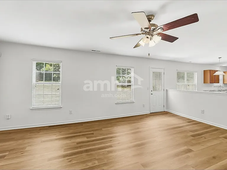 4134 Robinwood Dr — Photo 9