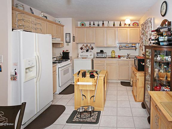 5th image of 8604 Oglesby Ct