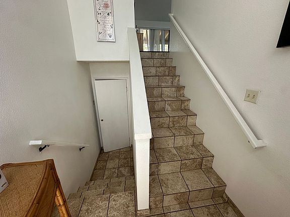 5th image of 42 Waikalani Pl #3/2
