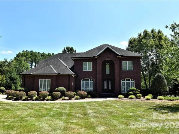 404 E Glenview Dr, Salisbury, NC 28147