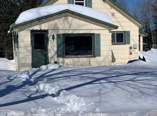 8072 E Sanders Rd, Bessemer, MI 49911