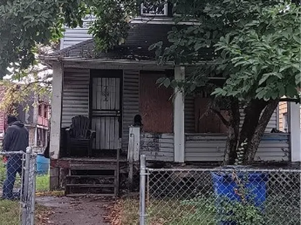 2828 E 69th St, Cleveland, OH 44104