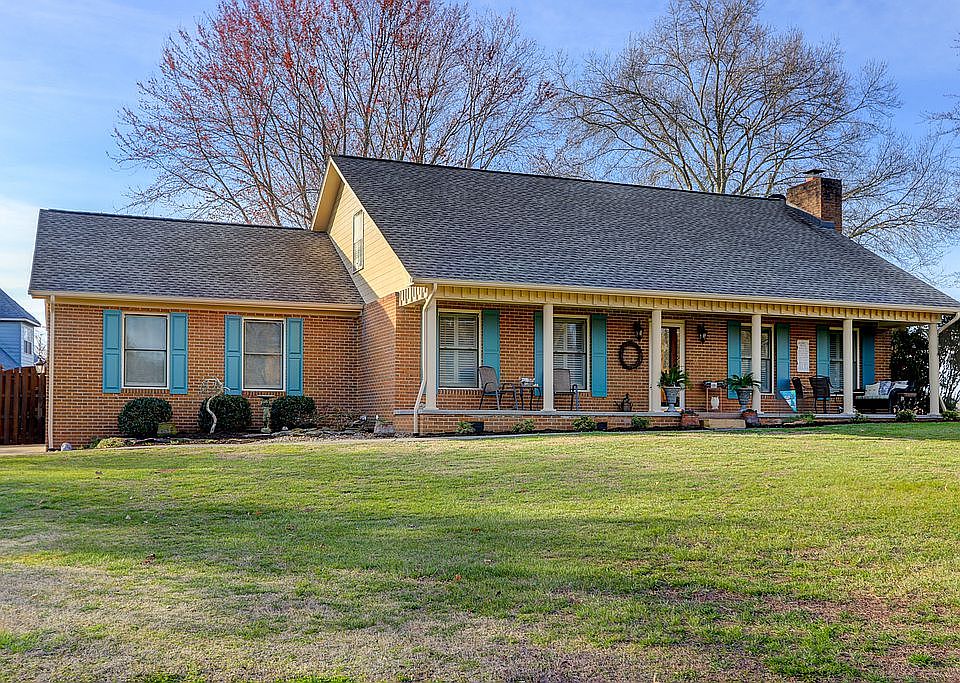 1st image of 7800 Julia Ct