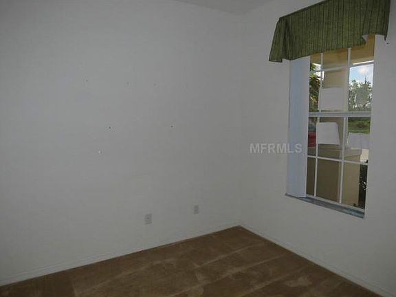 4th image of 1407 Retreat Cir