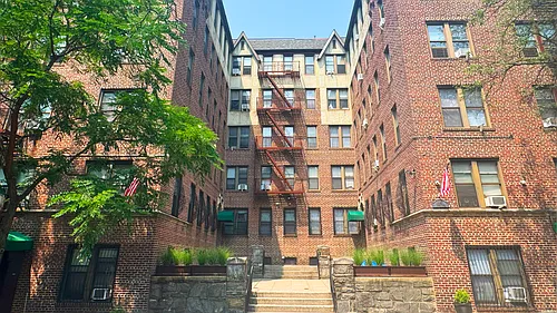 3215-3217 Hull Ave Photo 1