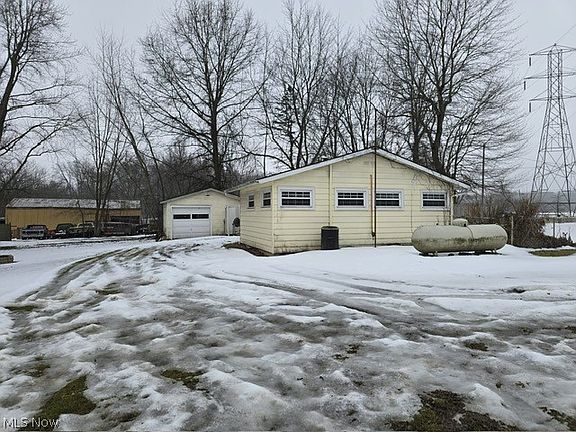 2nd image of 6547 Highland Ave