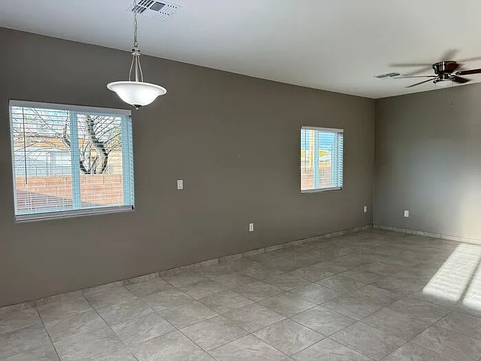 2581 E Pinal Vis #1 — Photo 9