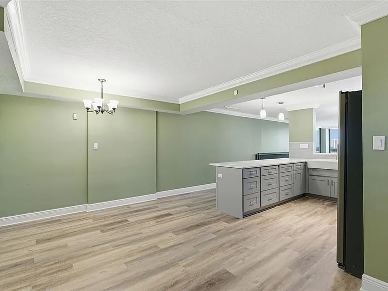 2413 Bayshore Blvd #1004 — Photo 14