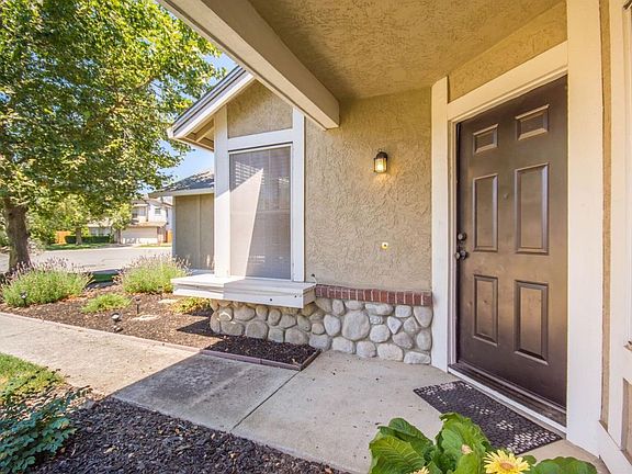 4th image of 3406 Terrace Pl