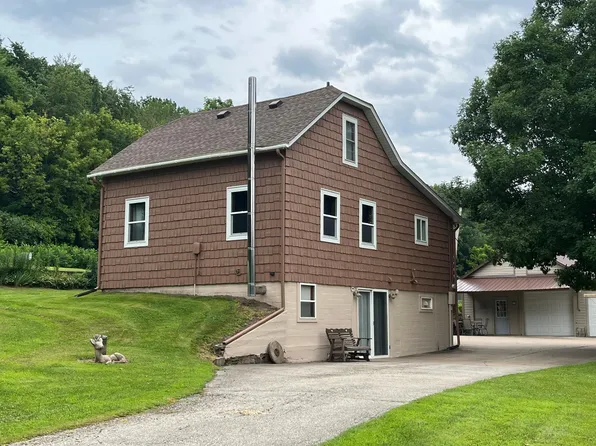 S2232 State Road 35, Alma, WI 54610