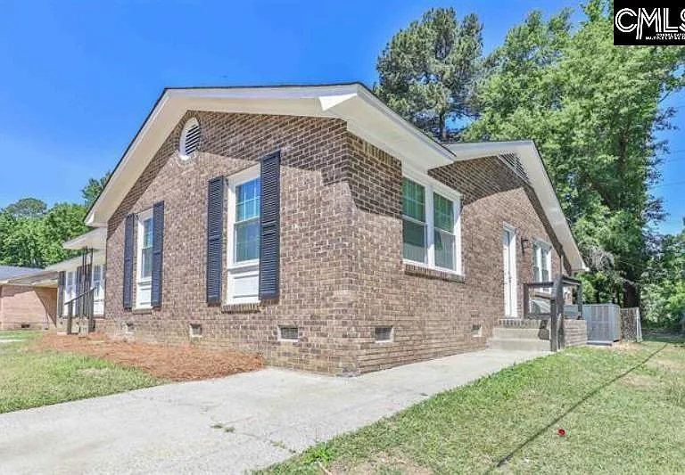 2129 Apple Valley Rd #B — Photo 1