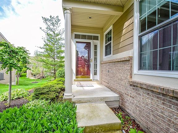 3rd image of 2560 Greenlefe Dr