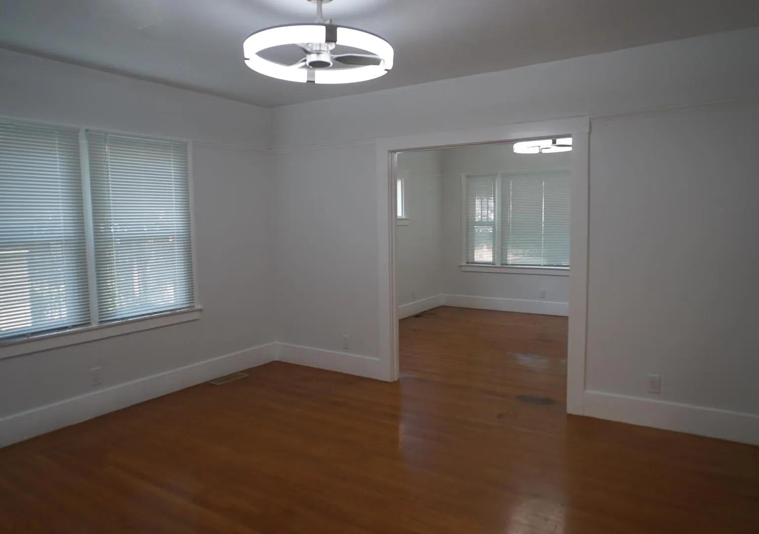 1018 25th St - Unit - 4 — Photo 2
