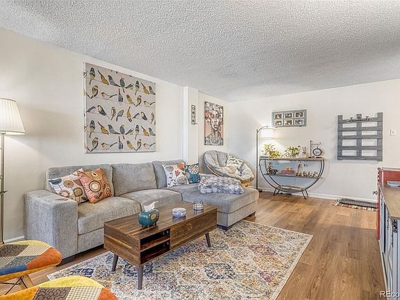 4th image of 2225 Buchtel Boulevard #305