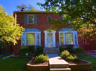 10111 S Oakley Ave, Chicago, IL