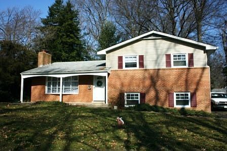 1st image of 128 Kuethe Dr