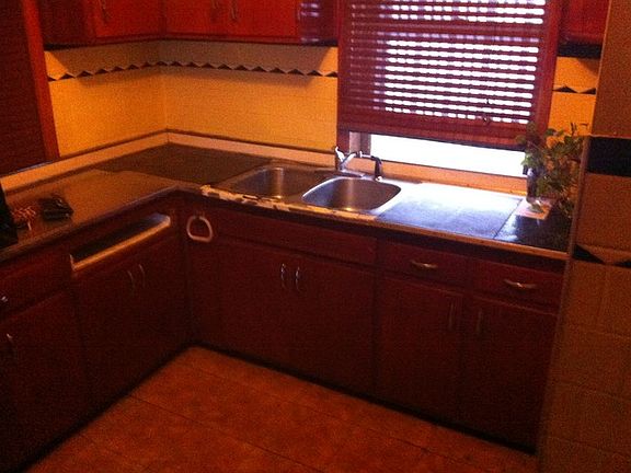 5th image of 3455 S Lituanica Ave