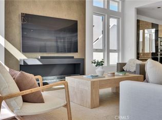 719 1st Pl, Hermosa Beach, CA 90254