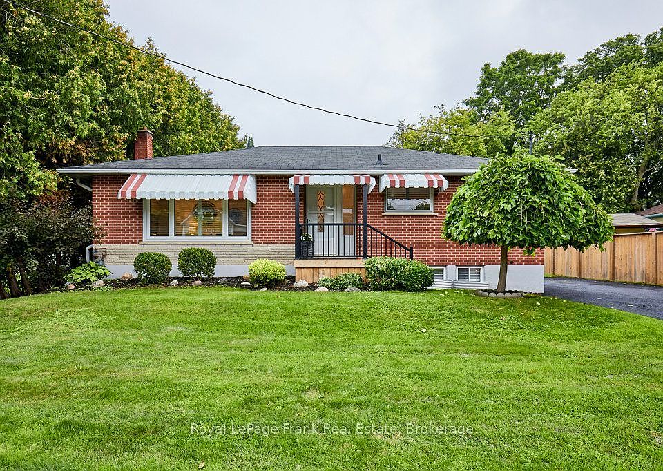 1st image of 15111 Simcoe St