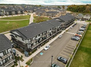 70 Wheat Ln, Kitchener, ON N2R 0R6