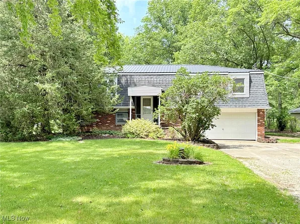 10511 Darrow Rd, Vermilion, OH 44089