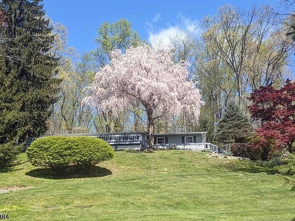 2nd image of 160 Spring Hill Rd