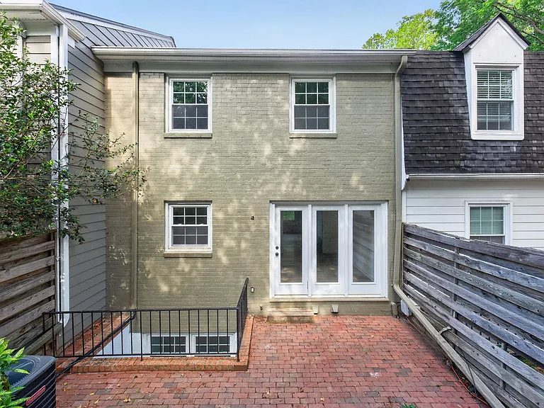 7 Georgetown Grn — Photo 21