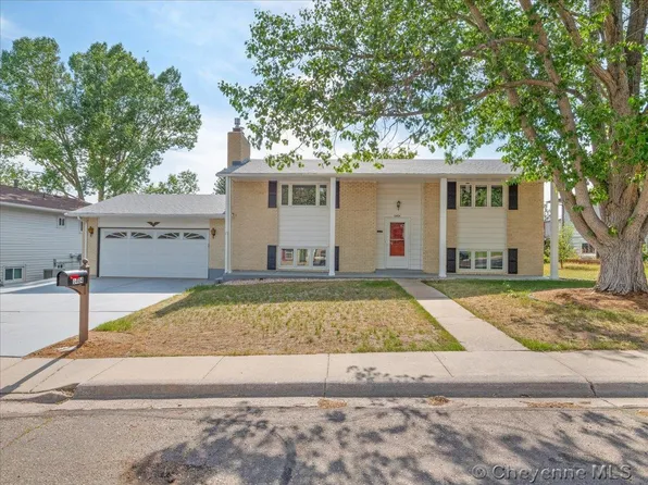 6404 Shaun Ave, Cheyenne, WY 82009