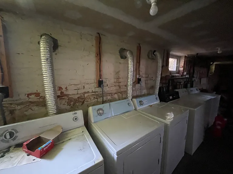 172 Foster St #1 — Photo 14