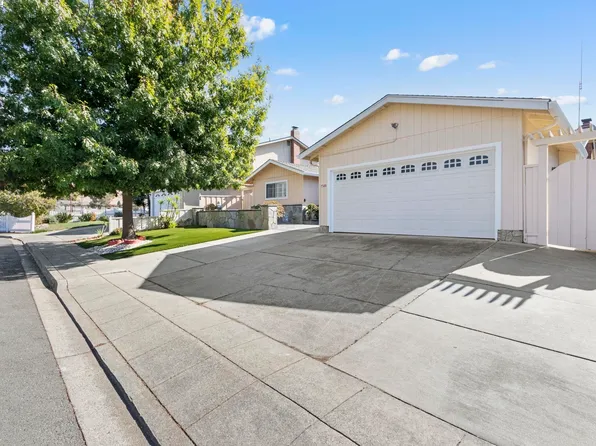 1588 Portola Dr, Milpitas, CA 95035