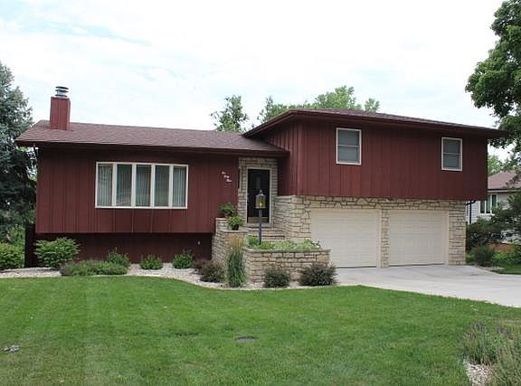 2nd image of 143 S Dartmouth Dr