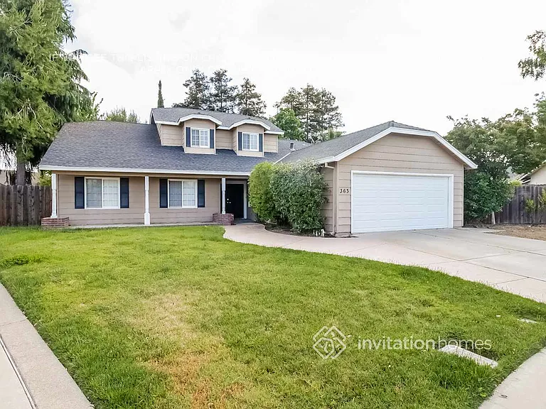 363 Rose Garden Ct — Photo 2