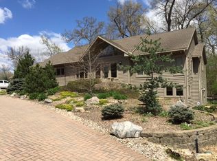 186 Grand Oaks Ln, Dixon, IL 61021