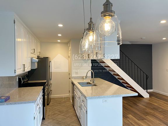 5th image of 381 N 1st St APT 2