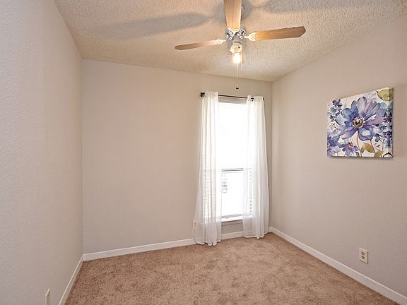 4th image of 1404 Hyridge Cir