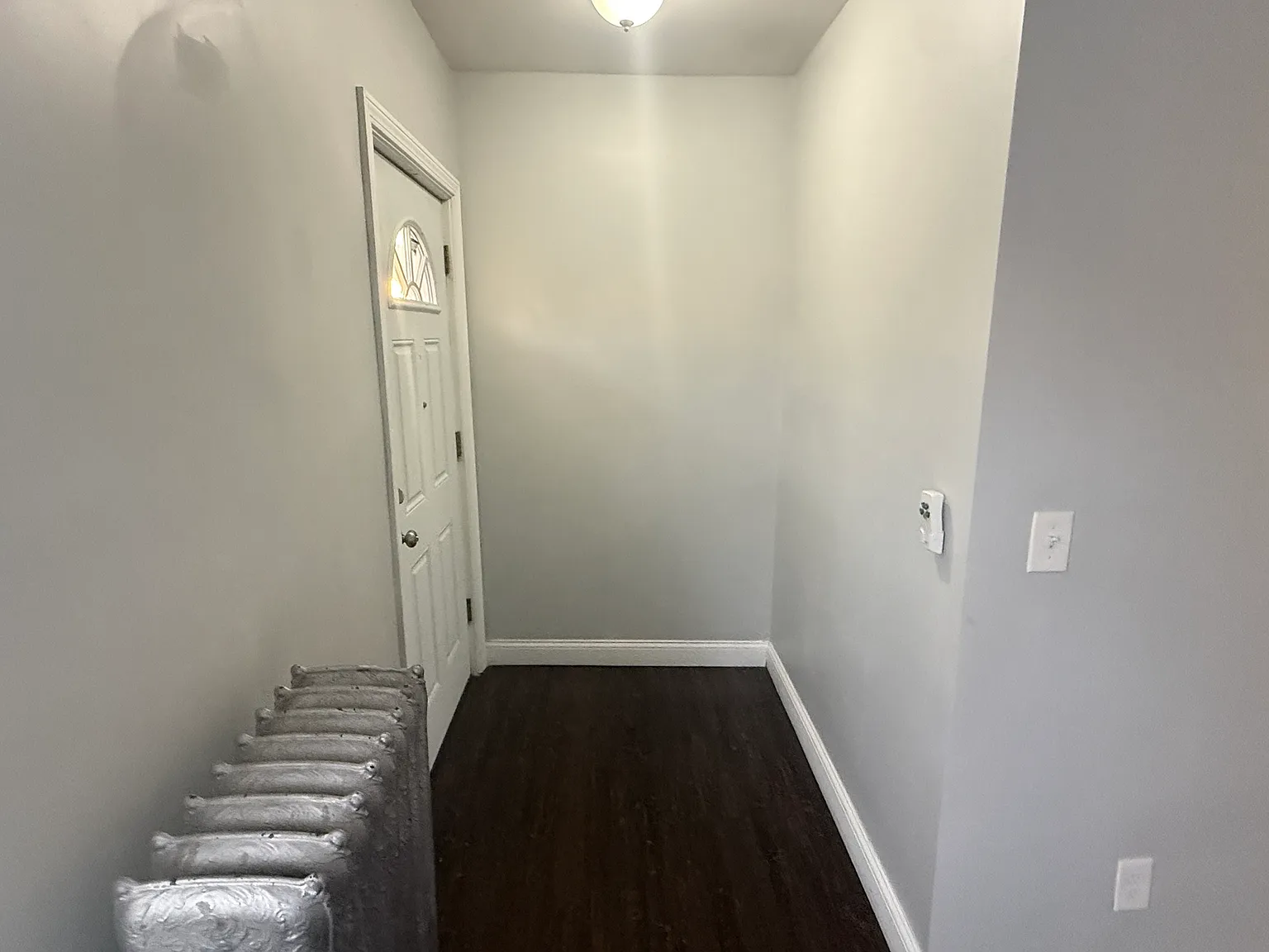 2 bed, 760 sqft, $2,000 — Photo 3