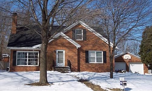 1st image of 2316 Oakwood Ave