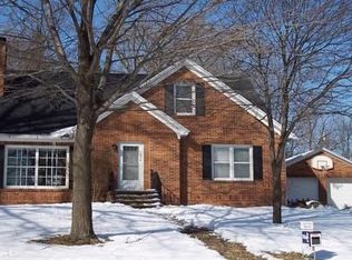2316 Oakwood Ave, Green Bay, WI 54301