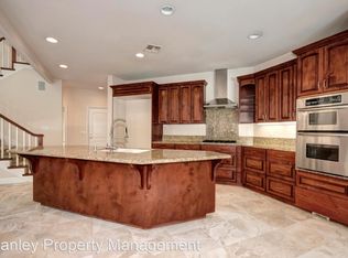 8757 Tom Thumb Ct, Elk Grove, CA 95624