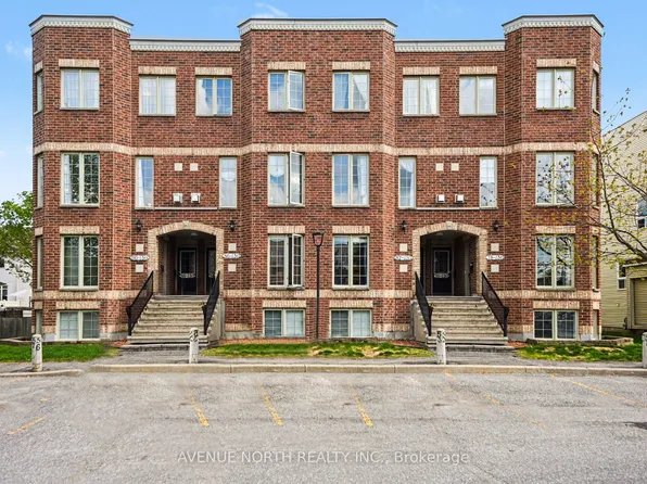 130 Berrigan Dr #88, Ottawa, ON K2J 0J3