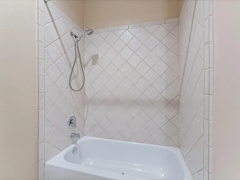 447 N Gate Stone — Photo 29