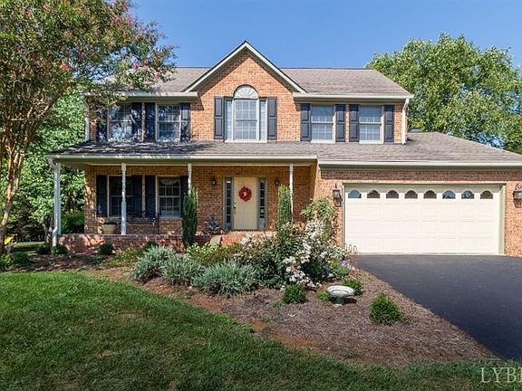 3rd image of 1374 Whistling Swan Dr