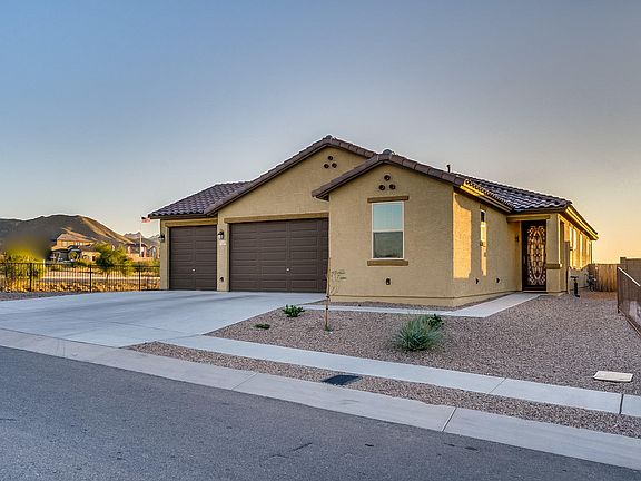 2nd image of 17120 S Emerald Vista Dr