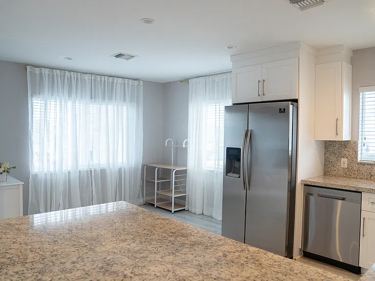 739 NW 22nd Ct #739 — Photo 10