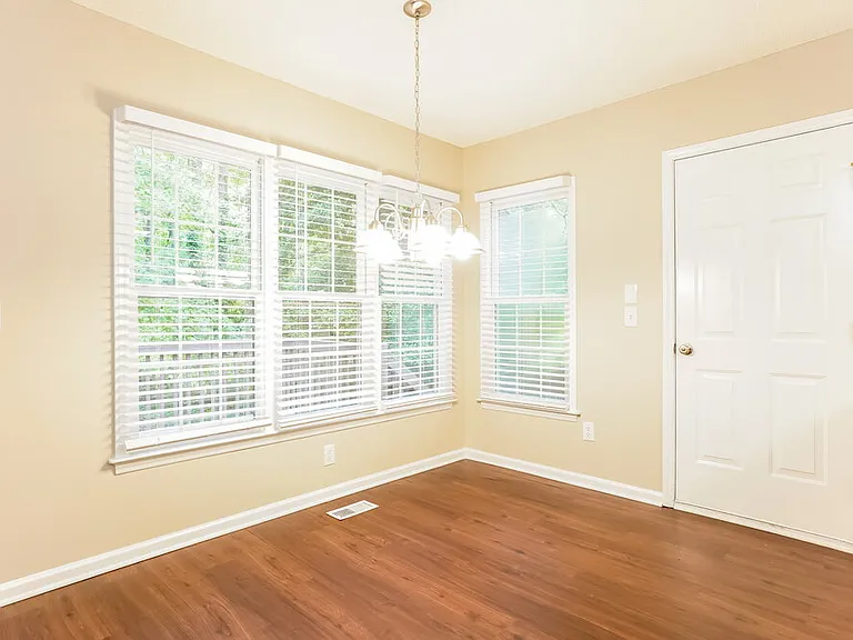 4936 Bivens Dr — Photo 9