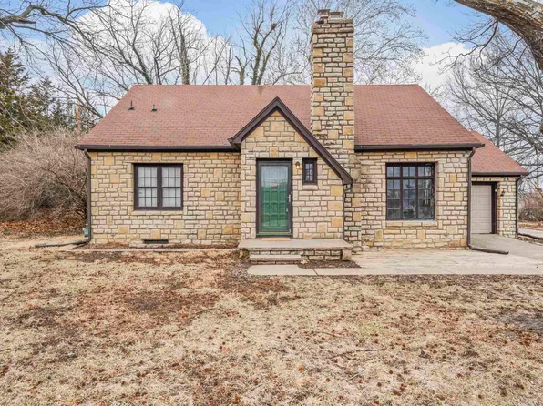 3517 SE California Ave, Topeka, KS 66605