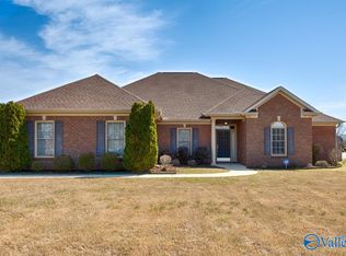 101 Green Glen Ct, Harvest, AL 35749