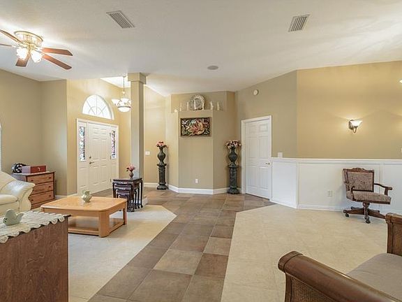 5th image of 5628 Glencrest Blvd