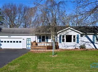 2126 Westwood Dr, Defiance, OH 43512