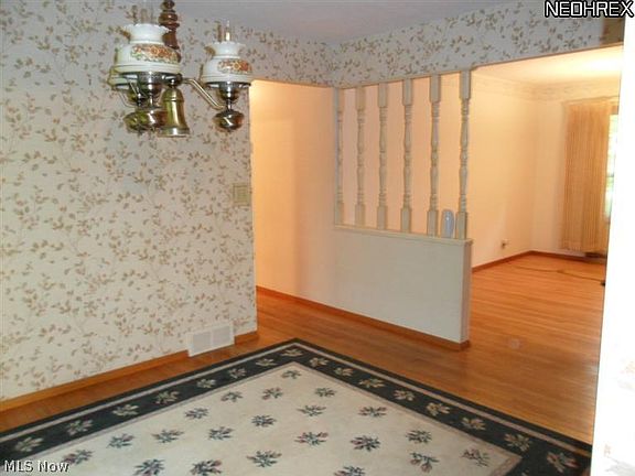 5th image of 9984 Fairtree Dr